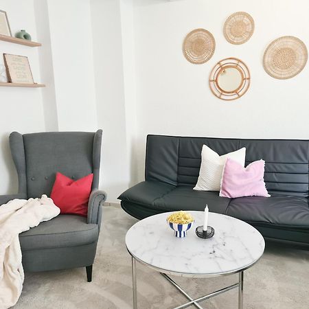 Ferienwohnung Rote Tuer - Landleben Pur! Kirchhain Exterior foto